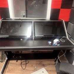 Recording Studio Raven Touch Screen Digital Mixer