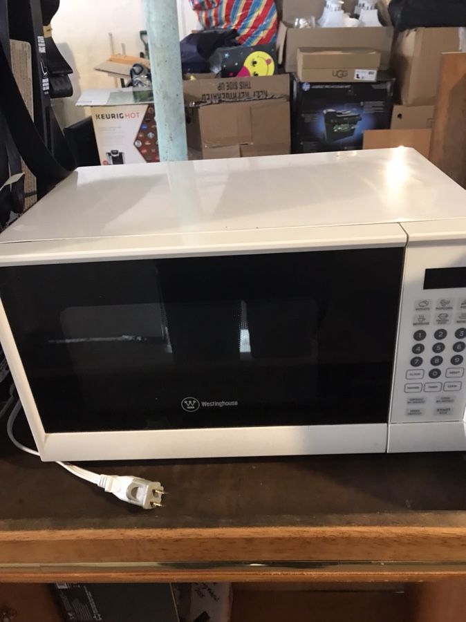 Westinghouse 990w microwave