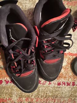 jordan 4 red thunders