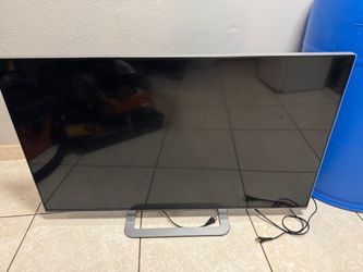 47-inch 1080p Full HD smart LED television