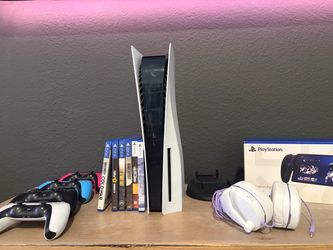 PlayStation 5, PS portal, controllers and games
