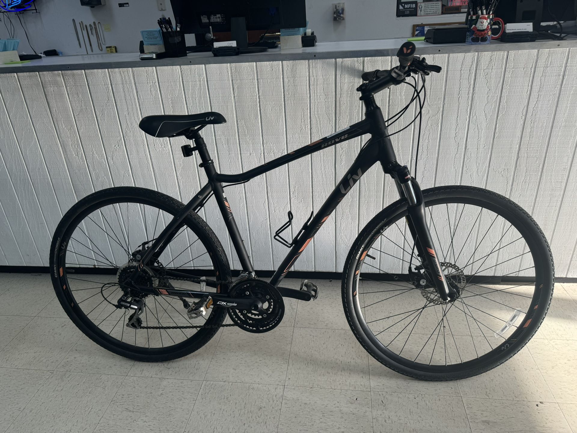 Giant ROVE 28” Men’s Bike 