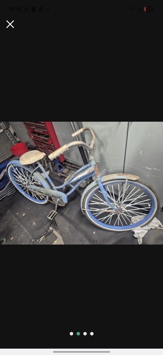 Vintage Beach Cruiser