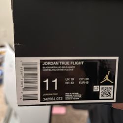 Size 11 Jordan True Flight Shoes