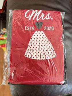 Mr & Mrs Apron Set