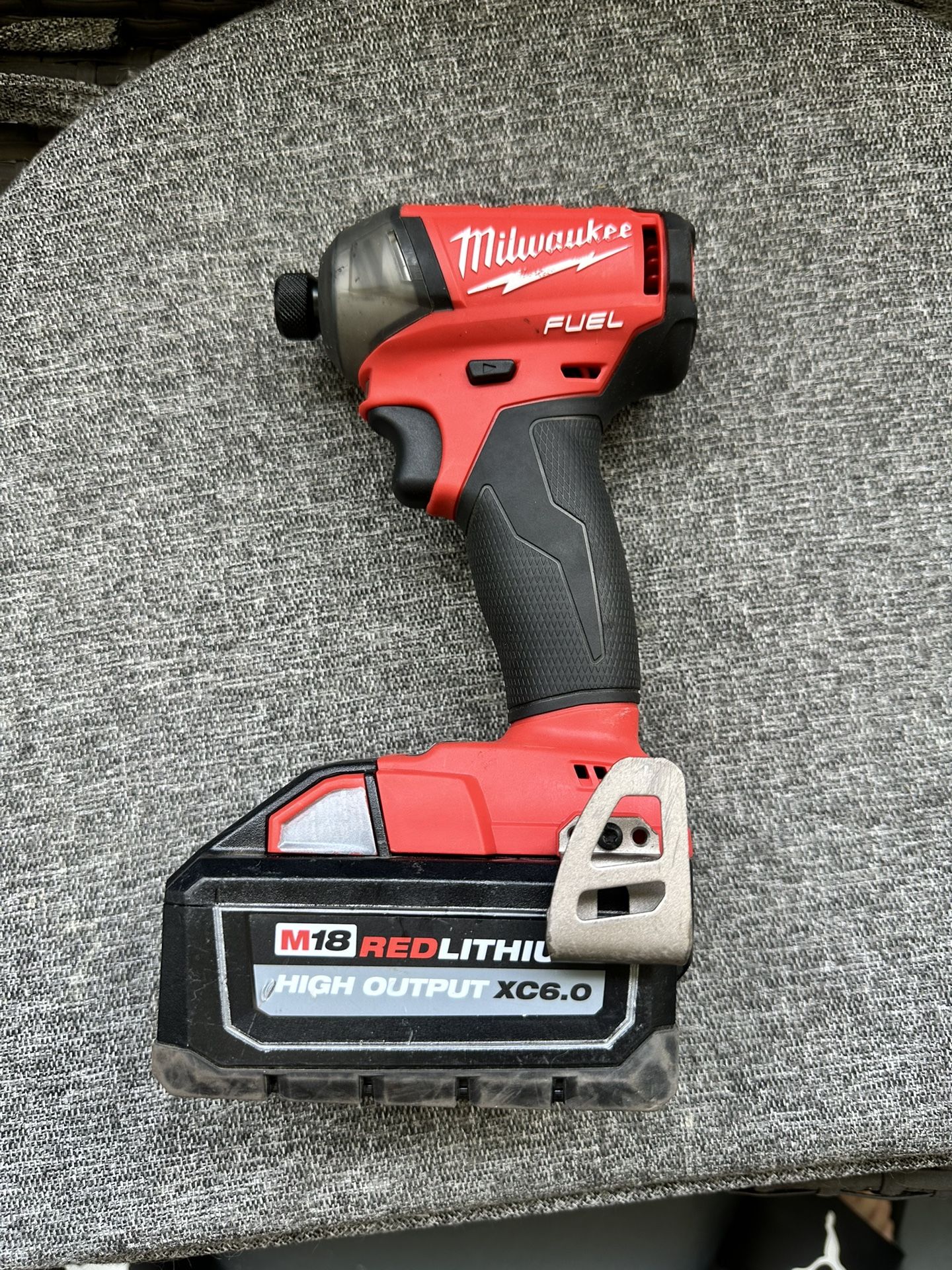 Milwuakee Surge Impact / 6.0 M18 Battery