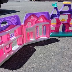 Battery Operated Play Houses X2