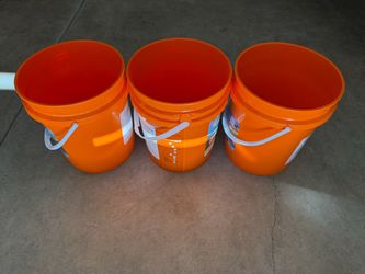 5 gallon containers