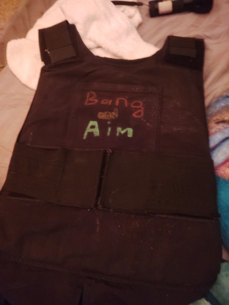 Used Tac Vest. Works And Comfy To Wear.