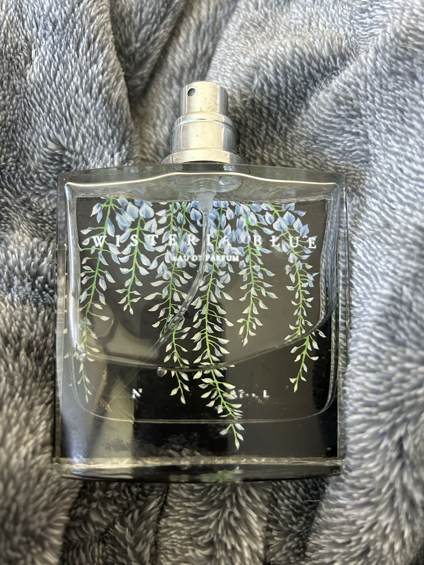 Wisteria Blue Perfume