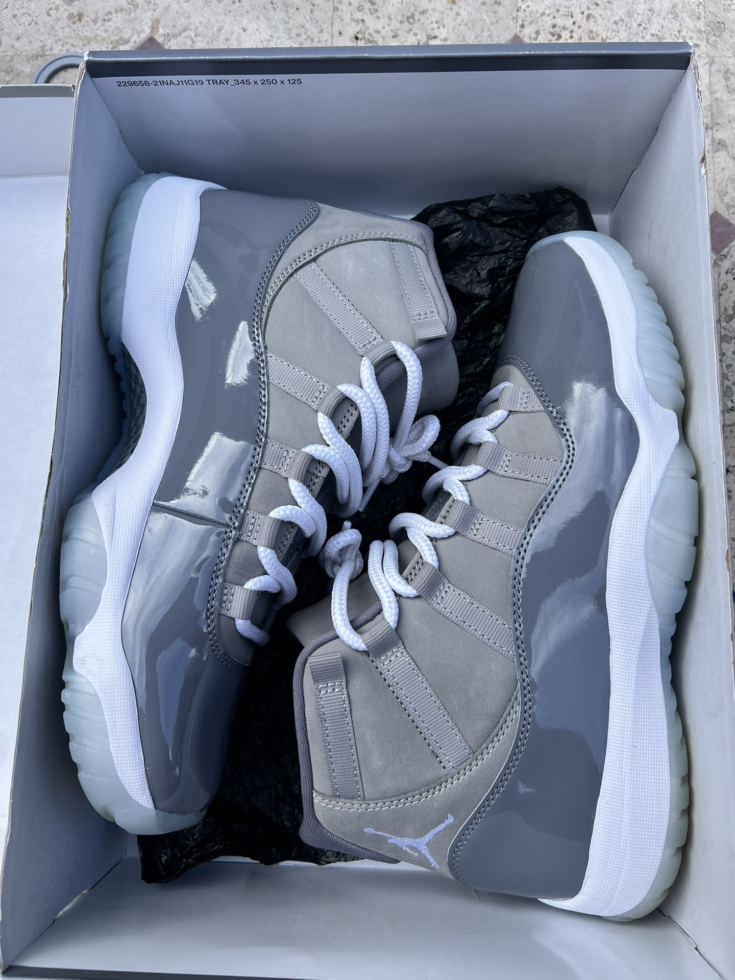 Jordan 11 cool grey