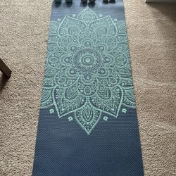 Yoga mat with dumbbell sets