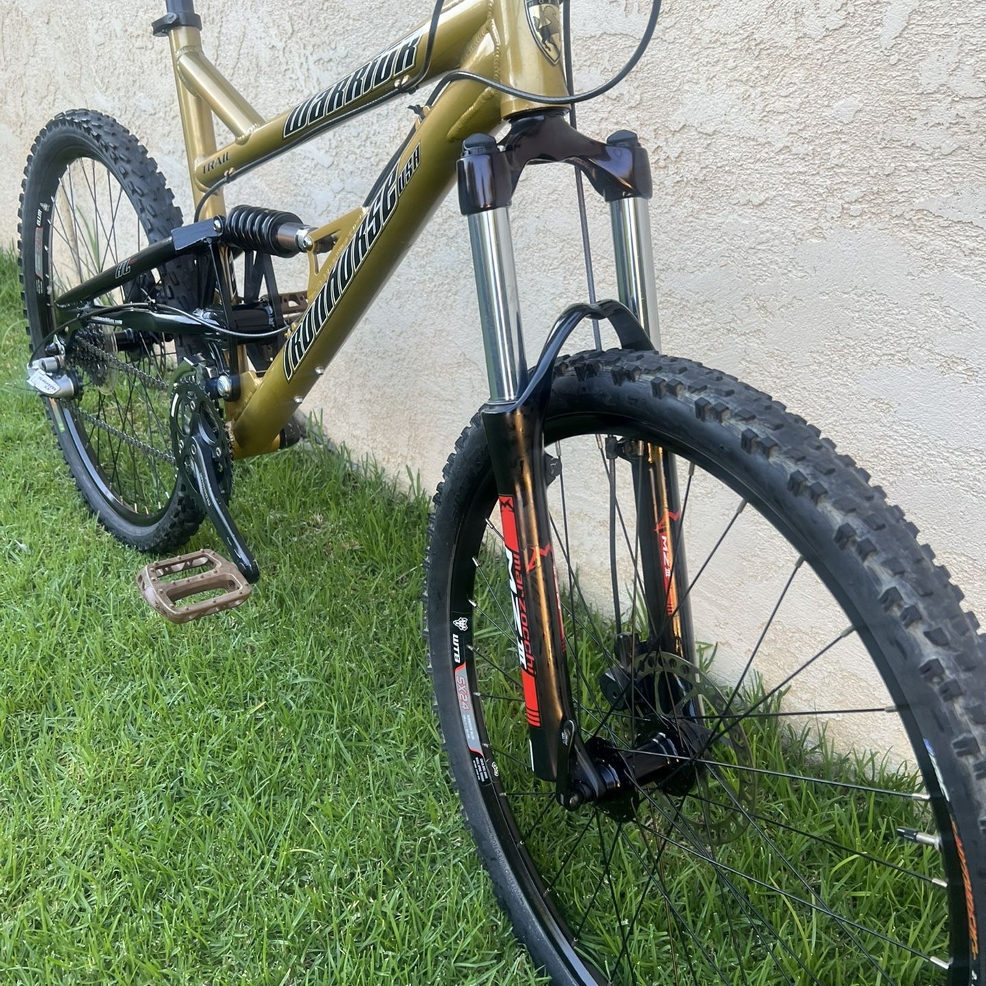 Iron Horse Warrior Trail Mountain Bike Disc Full Suspension for
