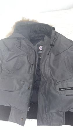 Canada Goose Chilliwack Sz Small Grey