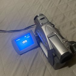 vintage silver Canon ZR-series MiniDV digital video