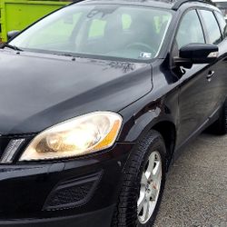 2011 Volvo Xc60 Fully Loaded 180k miles 