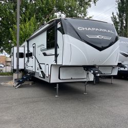 2023 COACHMEN CHAPARRAL 355FBX