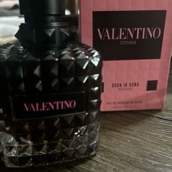 Valentino Perfume