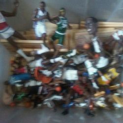 Collector basket ball knicknock players different. Teams players