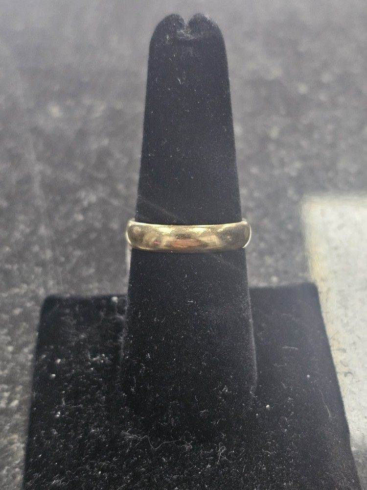 14kt YG Wedding Band. (C-5) SIZE 7. ASK FOR RYAN. #4(contact info removed)716-09