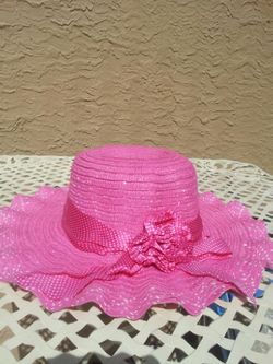 Pink Summer hat. Like New!