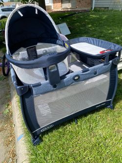 Pack n play with accessories