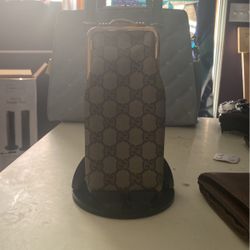 Gucci Sunglasses Holder