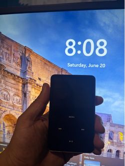Apple iPod Classic 80GB A1126 w/ Cable & Earbuds