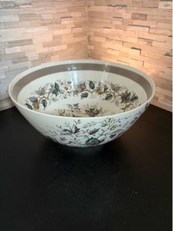 Wood & son’s ceramic bowl