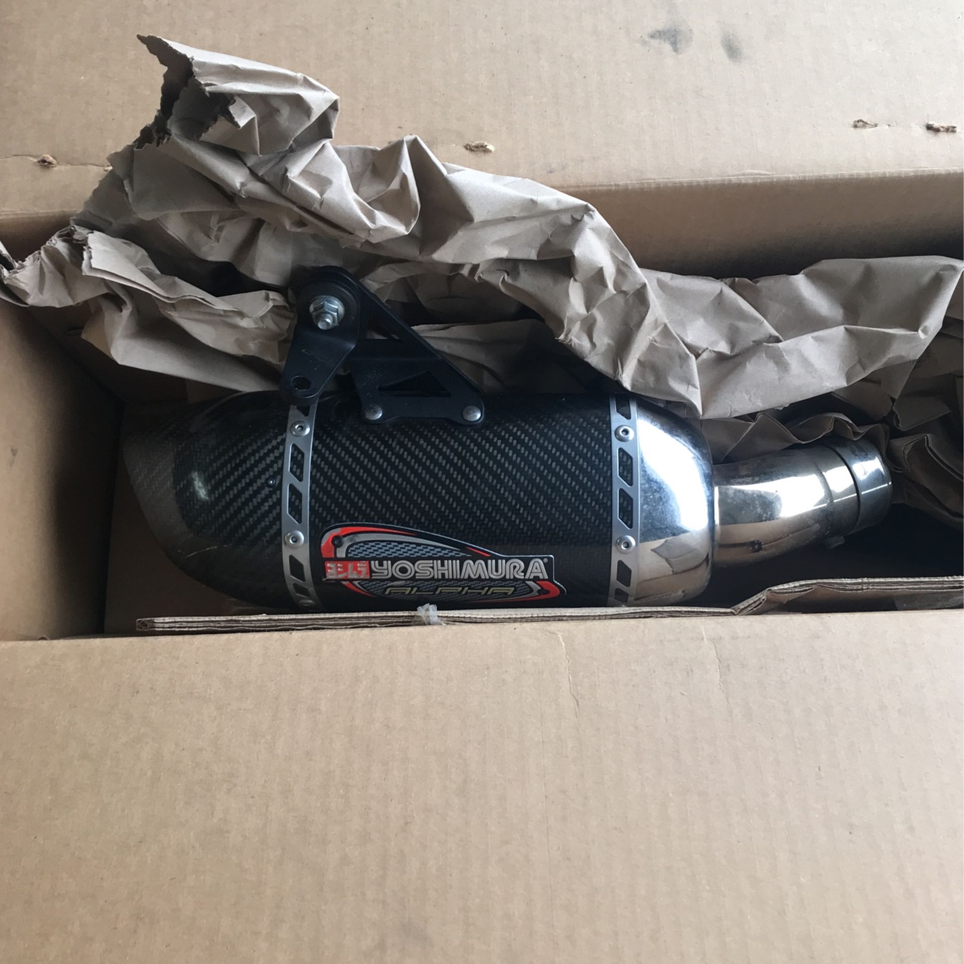 Carbon Fiber Yoshimura Alpha Exhaust For Suzuki GSX 1000