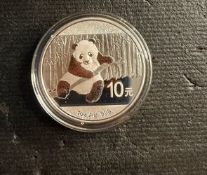2014 China Silver Panda 1oz .999 Silver 10 Yuan Coin in Capsule