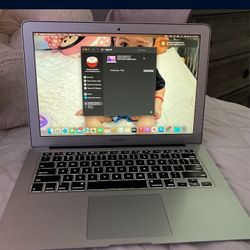 Apple MacBook 