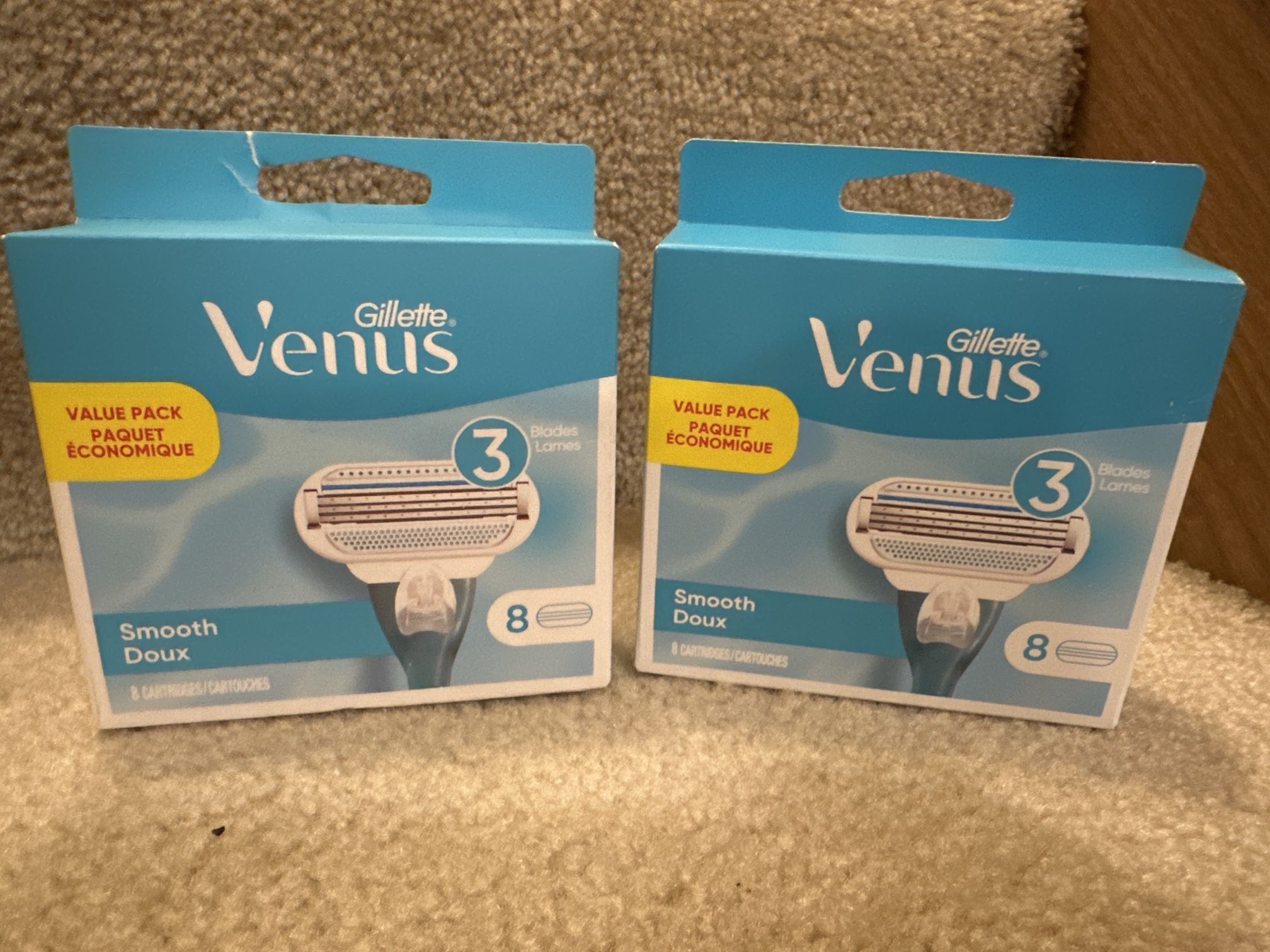 Gillette Venus Smooth Razor Blades Value Pack new $15/box