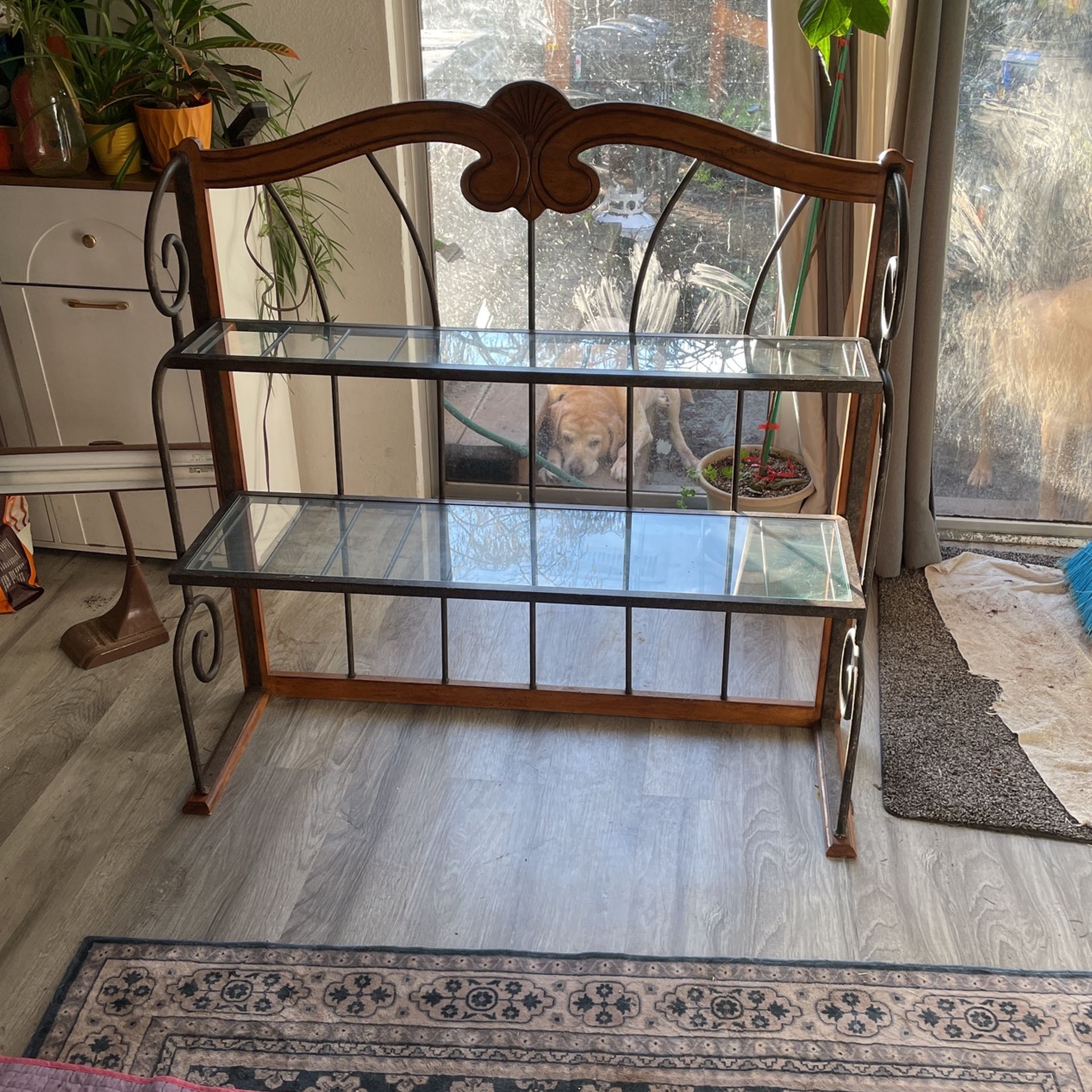 Free Plant Stand/hutch Shelves