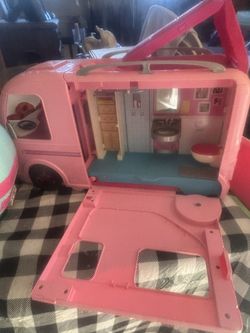 Pink Travel Van