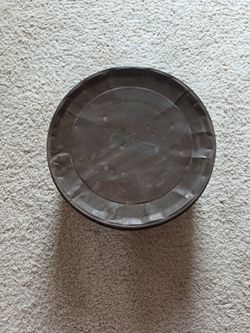 Round Biscuit Tin Canister with Lid, Plain Metal Tin Container 12x6