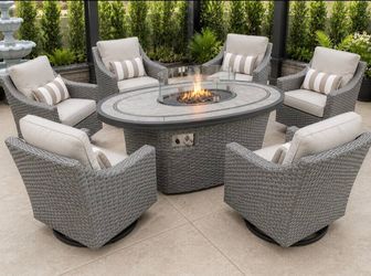 Brand New Patio Set Fire Pit Propane