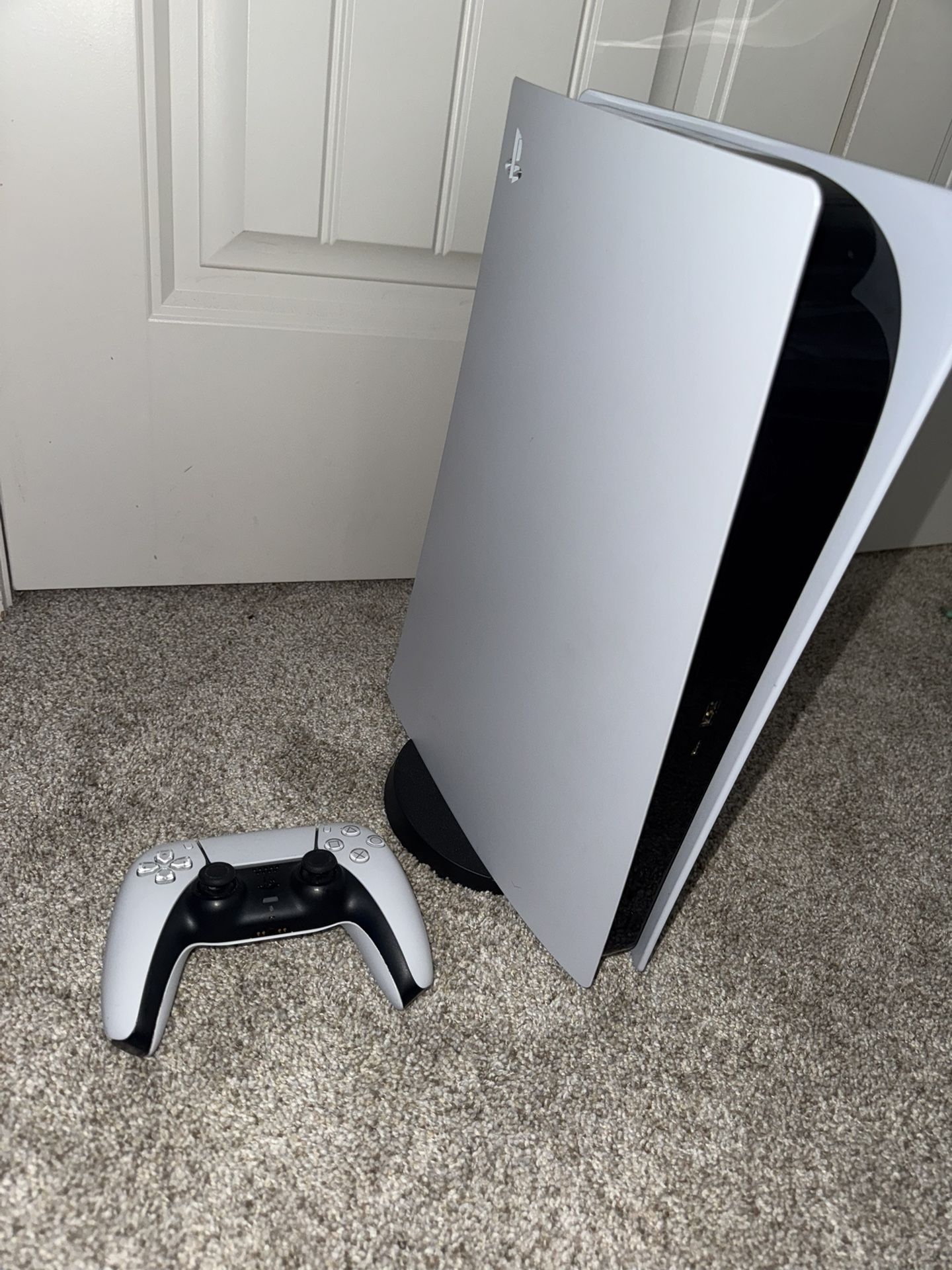 PlayStation 5 Digital Edition (+controller) - $300 OBO