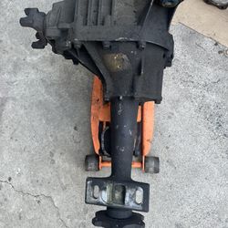 Front differential 2005 Suburban