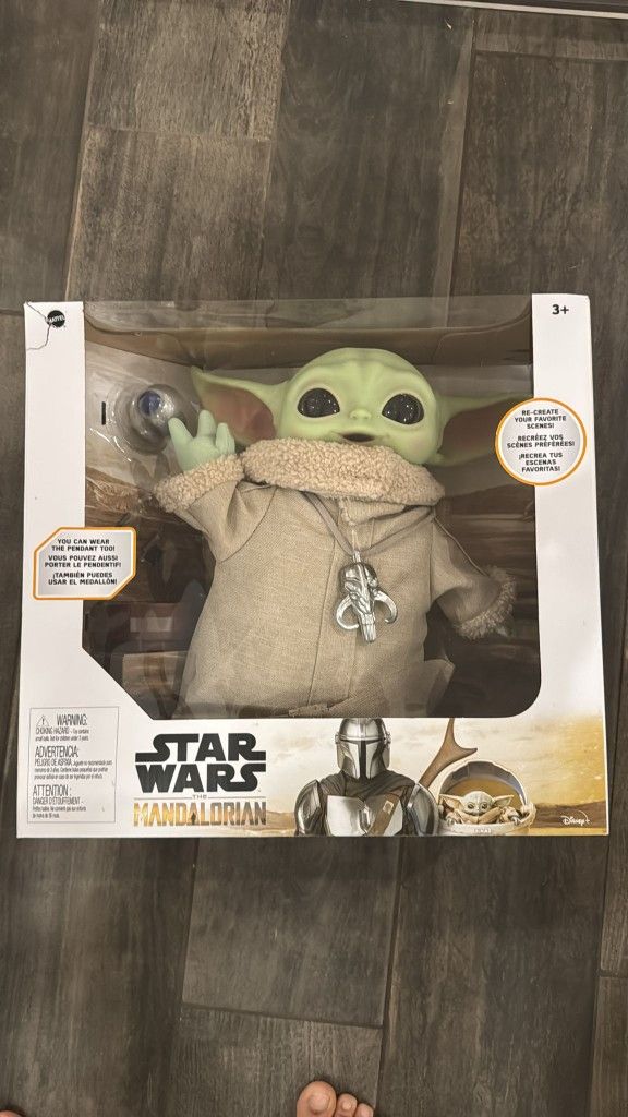 Star Wars Baby Yoda Action Figure 
