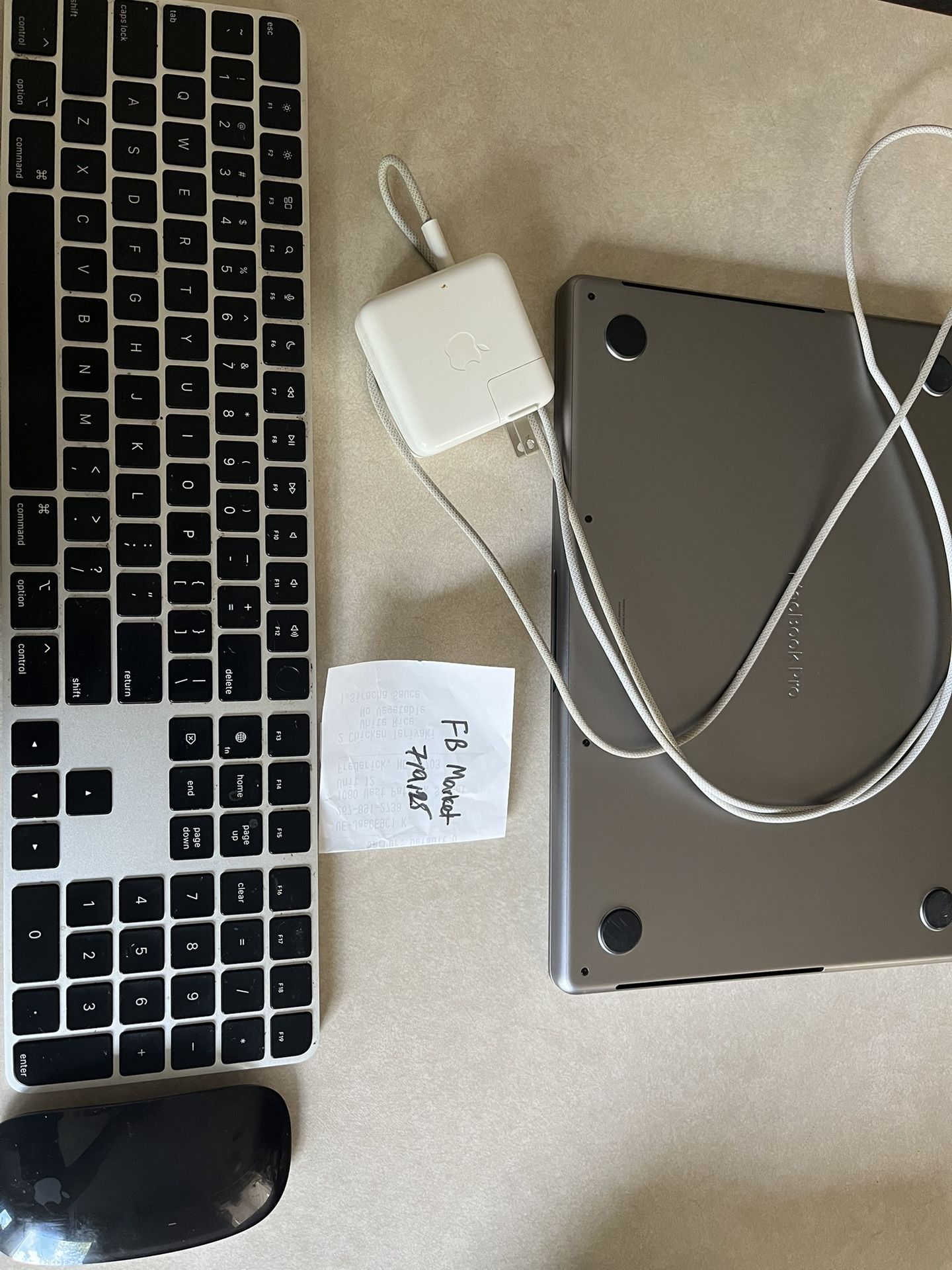 MacBook Pro 14inch 8GB RAM 10 Core GPU