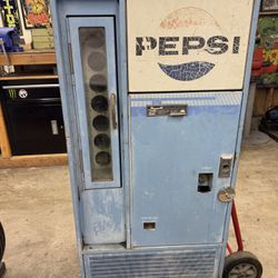 Vintage Antique Pepsi Vending Machine