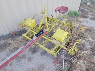 Antique Hayes Horse Drawn Farm Crop Planter Yard Art