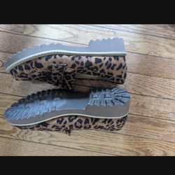 Ladies Leopard Print Loafers Hey Girl By Corkys Size Ten 