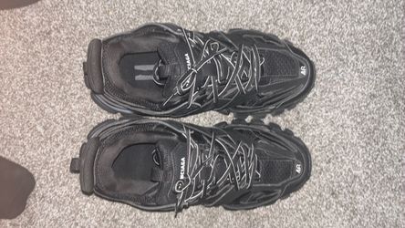 negotiable. Balenciaga Led tracks Size 46eu/12us. Price negotiable.