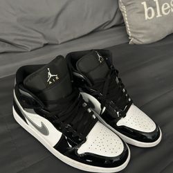 Jordan 1 Mid 
