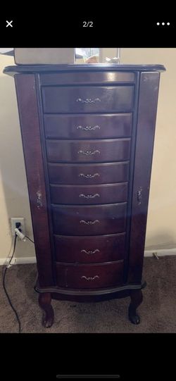 Beautiful large jewelry box