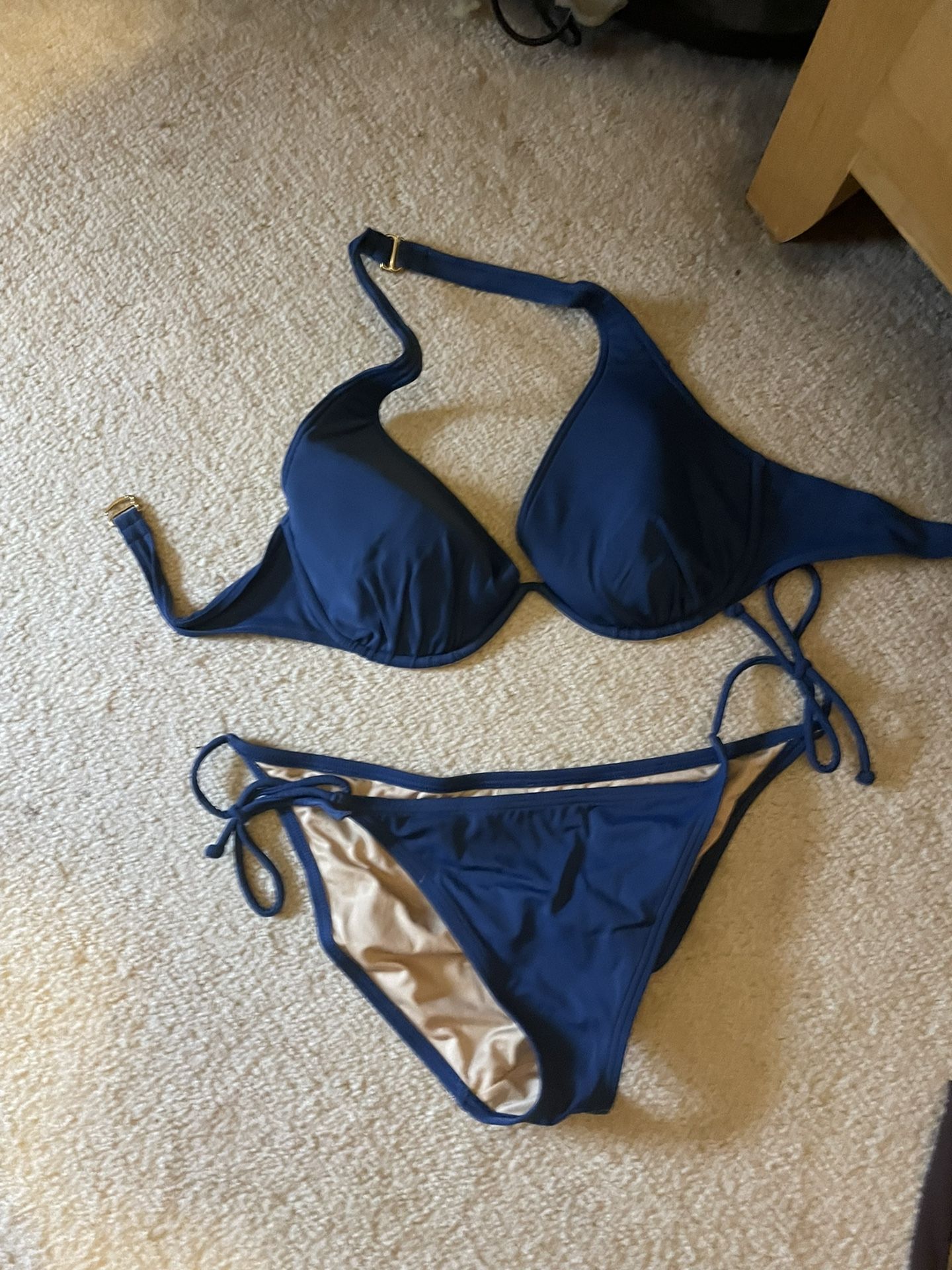 Victoria’s Secret Bikini 36d Large