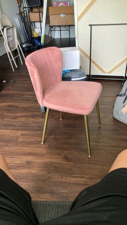 Designer Plush Chair