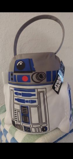 R2 trick or treat plush bag tags on